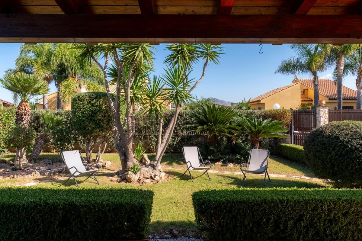 Villa Plumeria Campofelice Di Roccella Luaran gambar