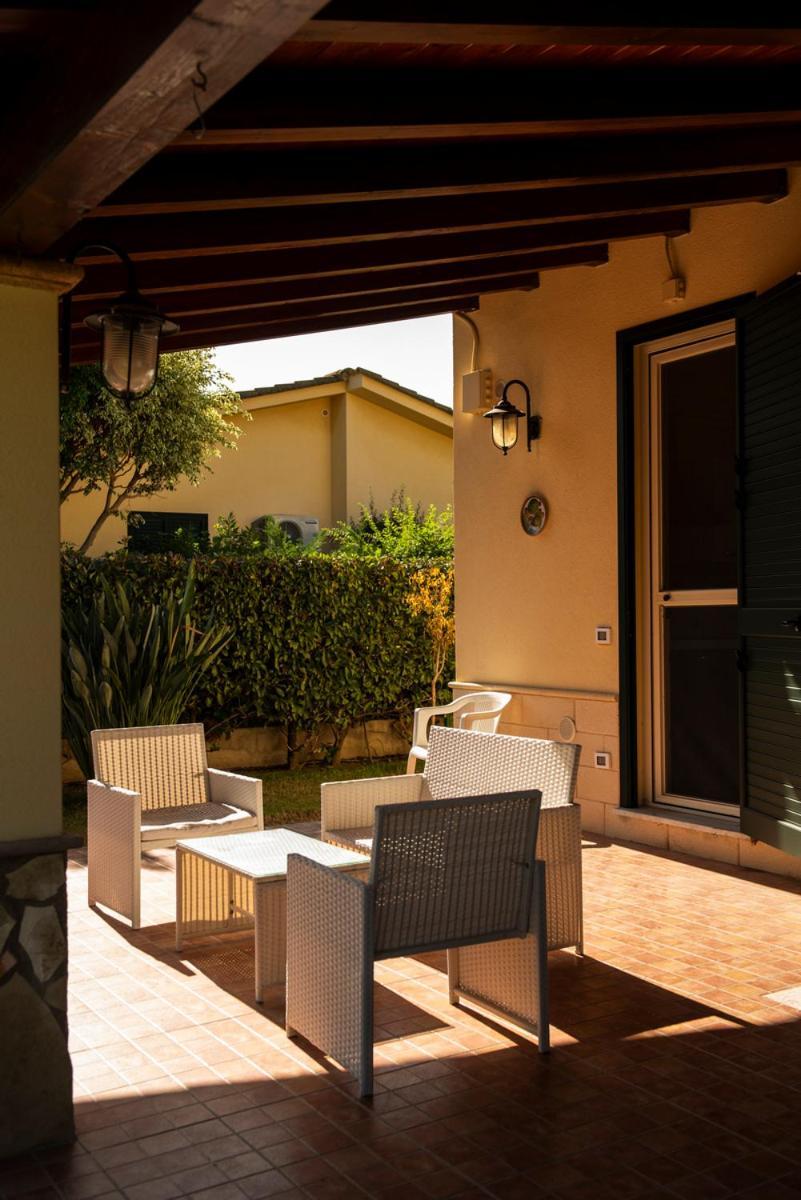 Villa Plumeria Campofelice Di Roccella Luaran gambar