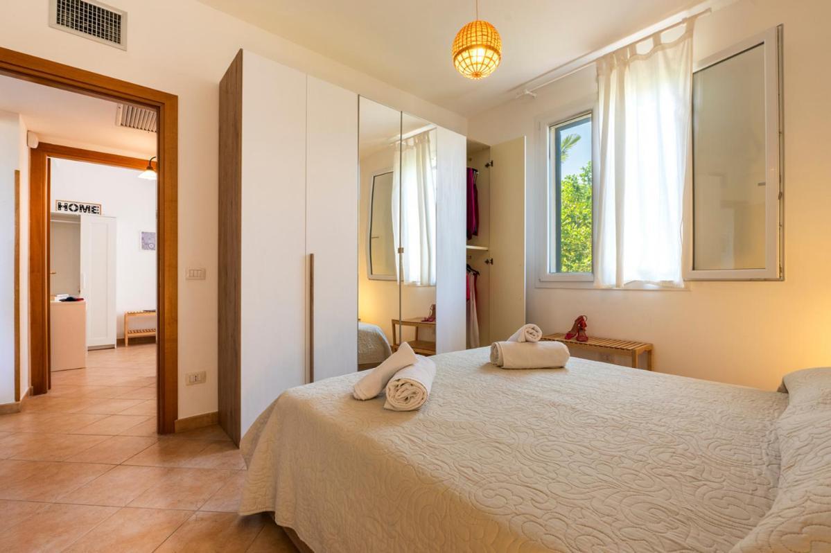 Villa Plumeria Campofelice Di Roccella Luaran gambar