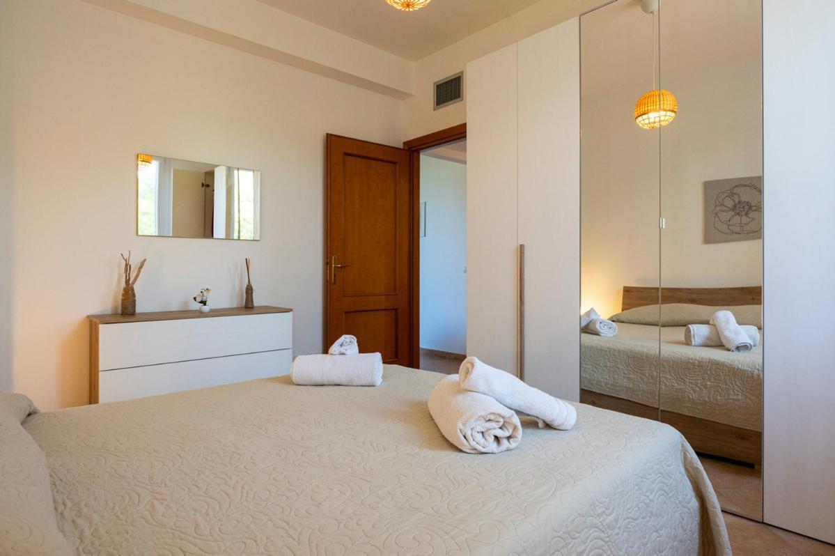 Villa Plumeria Campofelice Di Roccella Luaran gambar