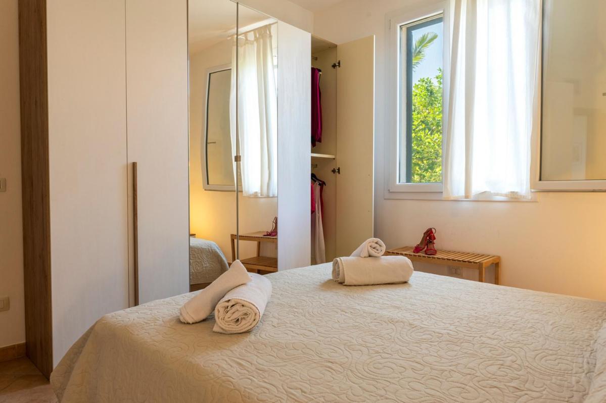 Villa Plumeria Campofelice Di Roccella Luaran gambar