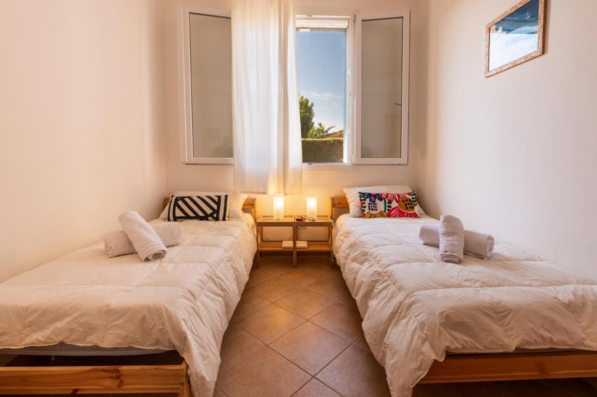 Villa Plumeria Campofelice Di Roccella Luaran gambar